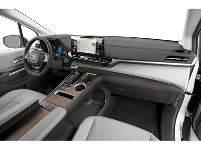 2021 Toyota Sienna XLE 8 Passenger
