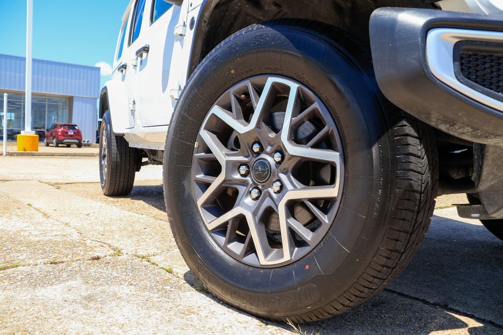 2025 Jeep Wrangler Sahara