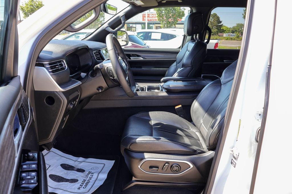 2024 Jeep Wagoneer L Series II