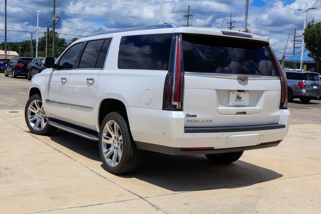 2018 Cadillac Escalade ESV Luxury