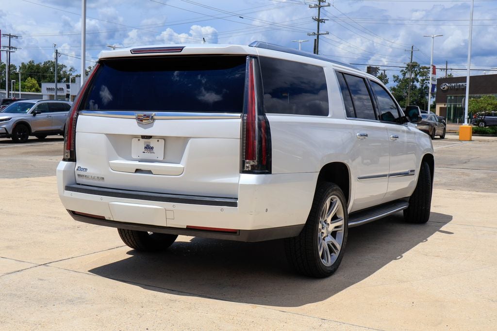 2018 Cadillac Escalade ESV Luxury