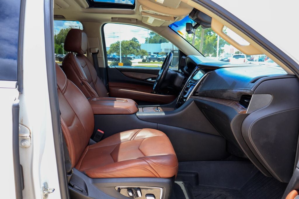 2018 Cadillac Escalade ESV Luxury