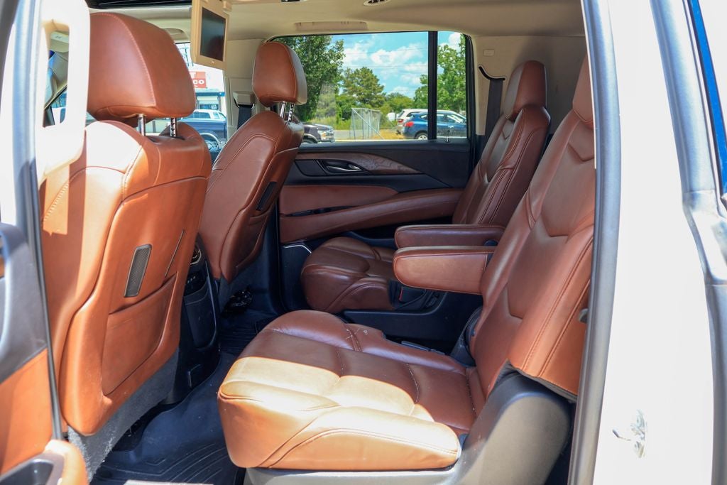 2018 Cadillac Escalade ESV Luxury