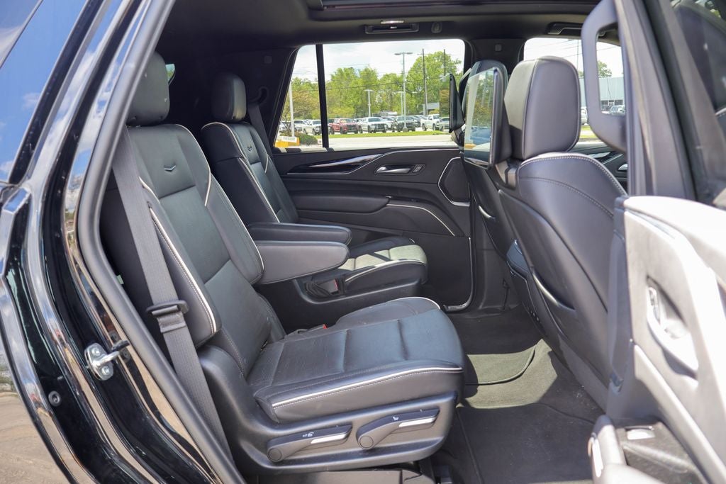 2023 Cadillac Escalade Sport