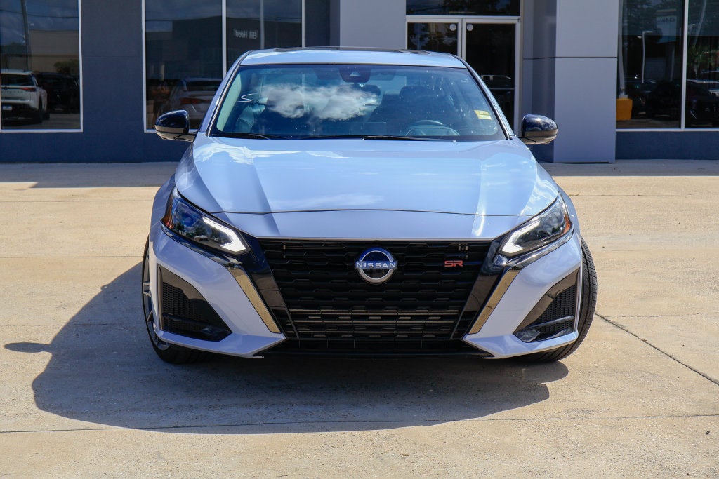 2023 Nissan Altima 2.0 SR