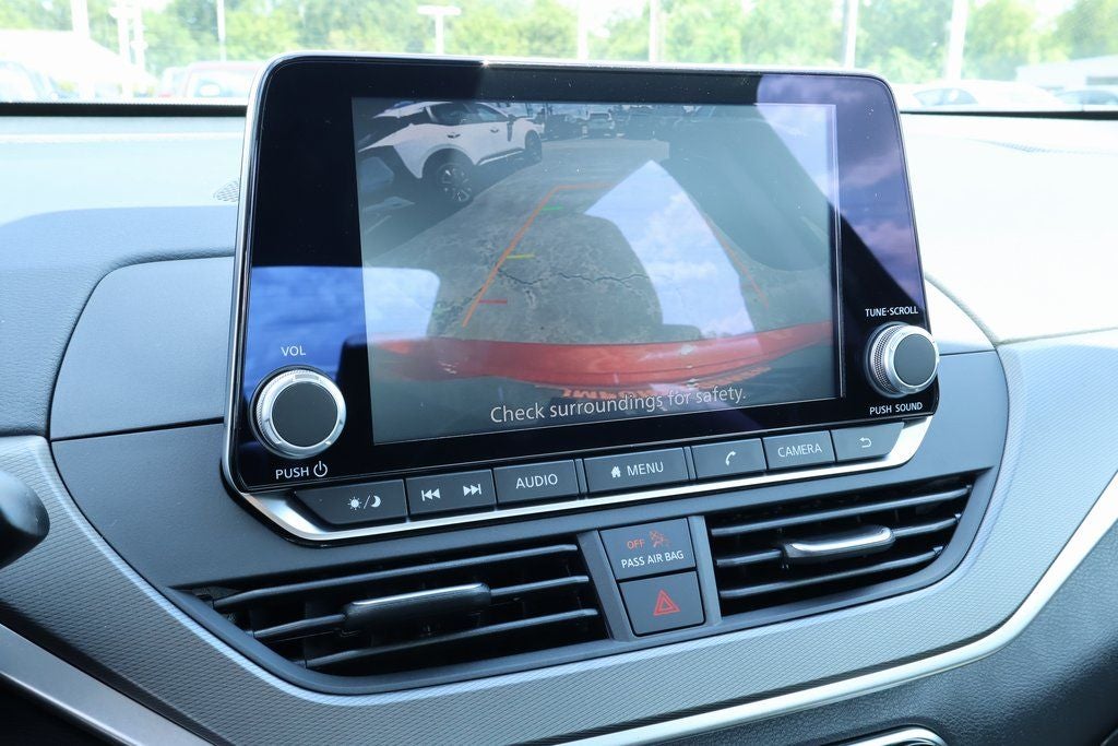 2025 Nissan Altima 2.5 SR