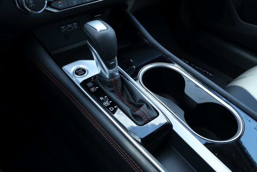 2025 Nissan Altima 2.5 SR