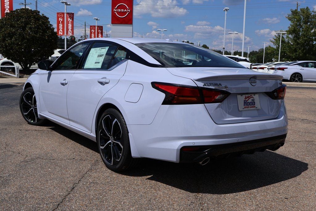 2025 Nissan Altima 2.5 SR