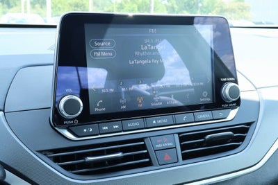 2025 Nissan Altima 2.5 SR