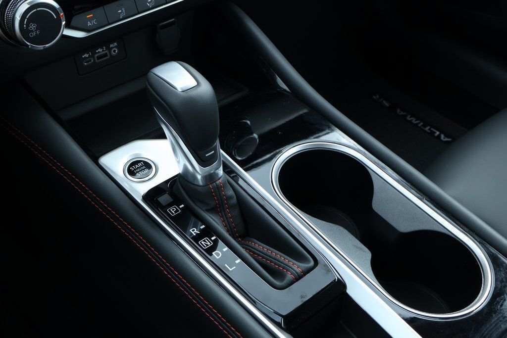 2025 Nissan Altima 2.5 SR