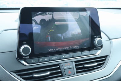 2025 Nissan Altima 2.5 SR