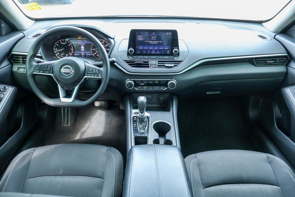 2022 Nissan Altima 2.5 SV