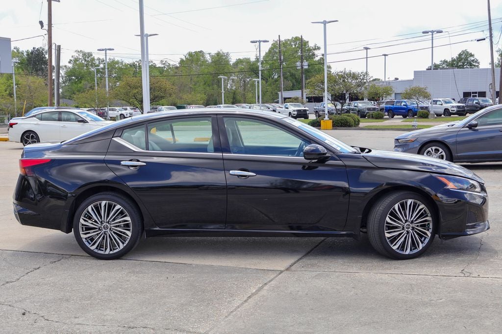 2023 Nissan Altima 2.5 SL