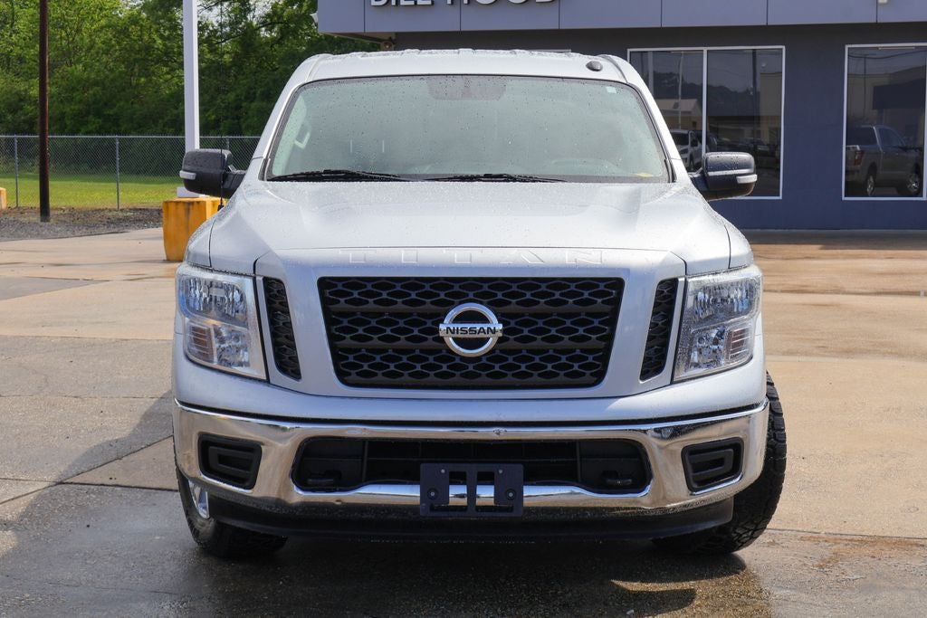 2019 Nissan Titan SV
