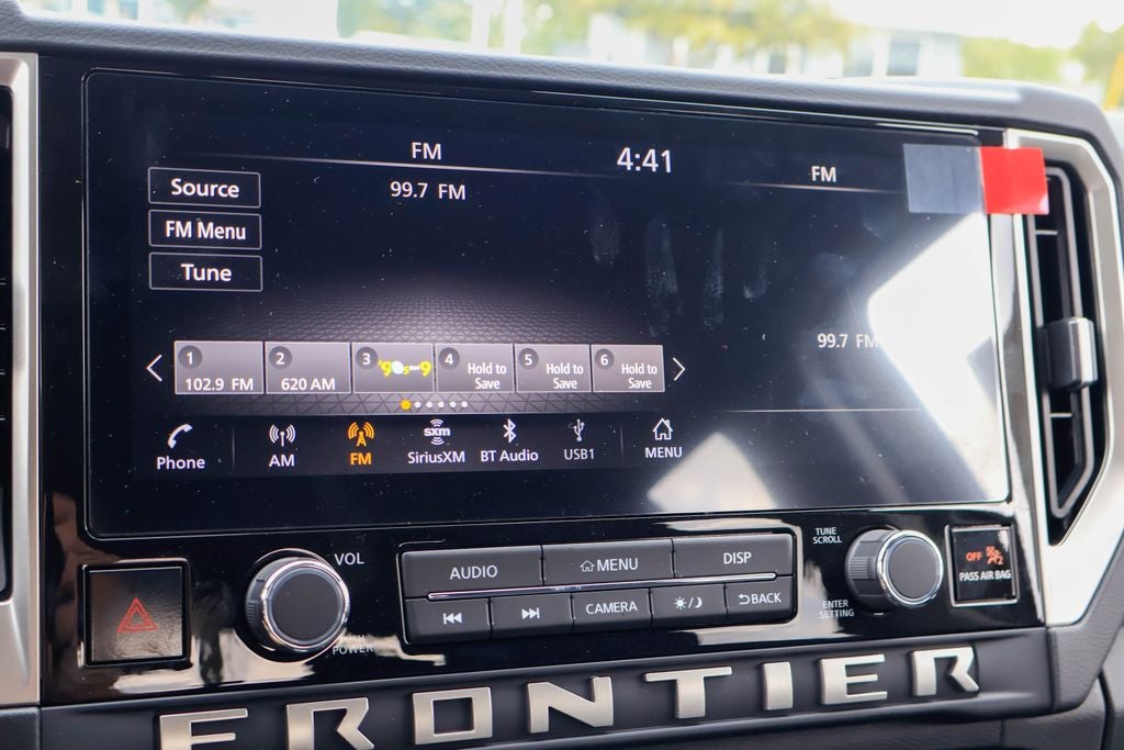 2026 Nissan Frontier SV