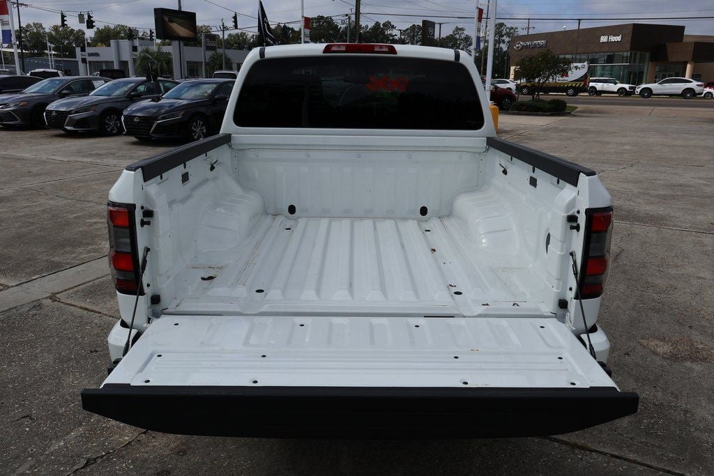 2025 Nissan Frontier SV