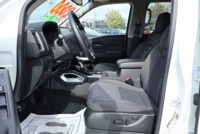 2025 Nissan Frontier SV