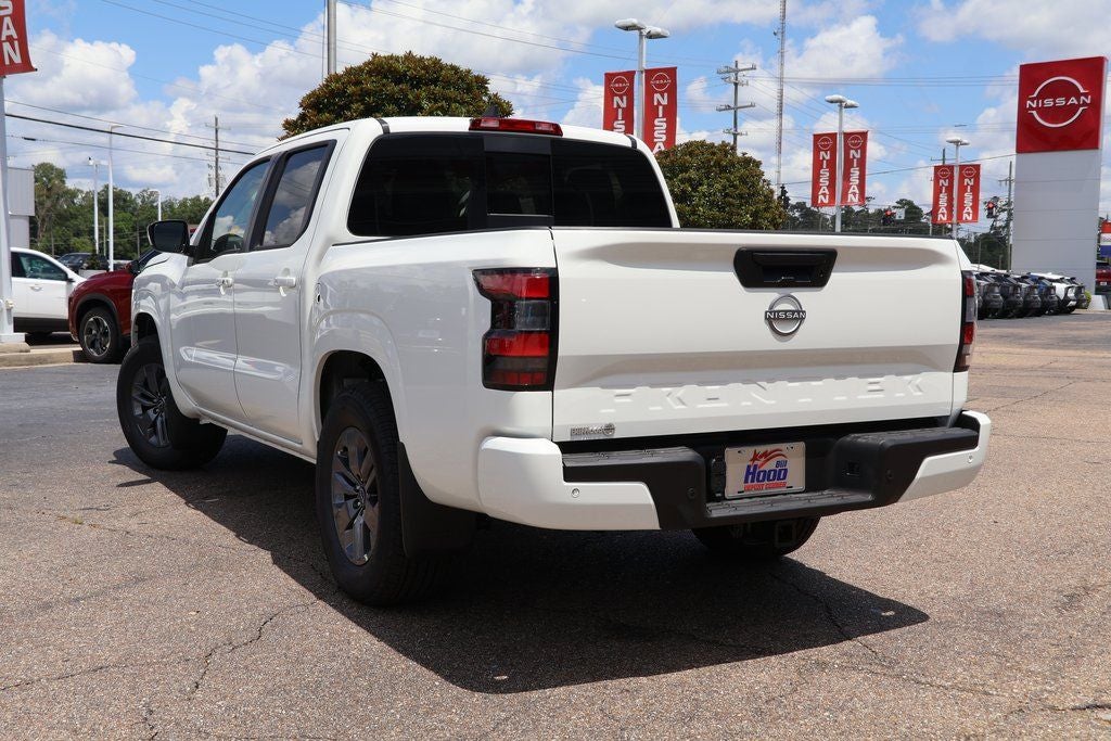 2025 Nissan Frontier SV