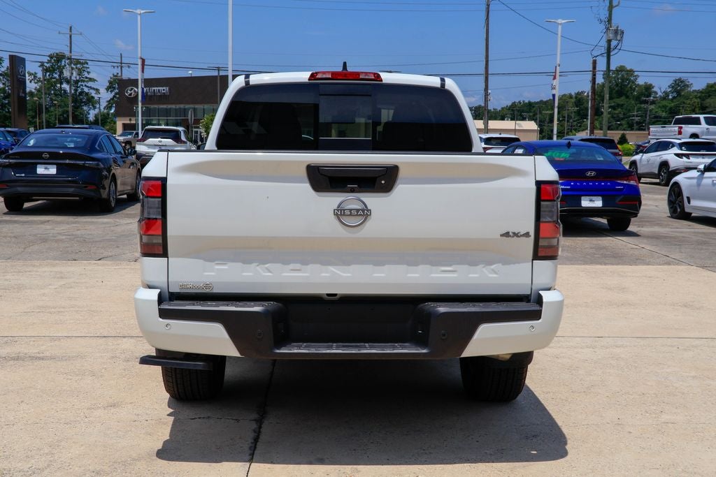 2026 Nissan Frontier SV