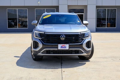 2025 Volkswagen Atlas Cross Sport 2.0T SE w/Technology