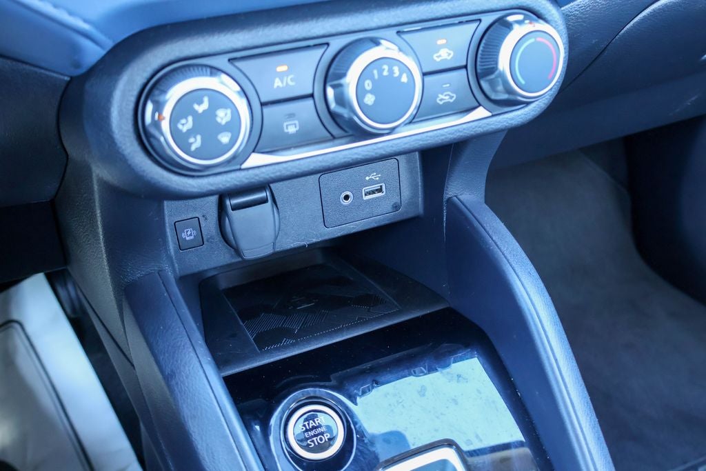 2024 Nissan Versa 1.6 SV