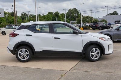 2025 Nissan Kicks Play S