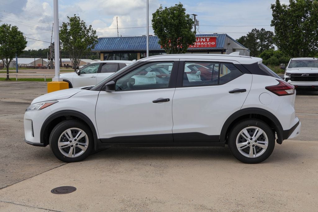 2025 Nissan Kicks Play S