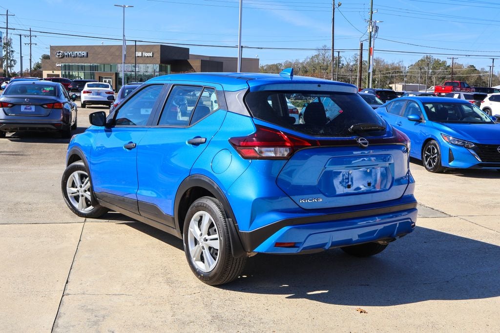 2023 Nissan Kicks S
