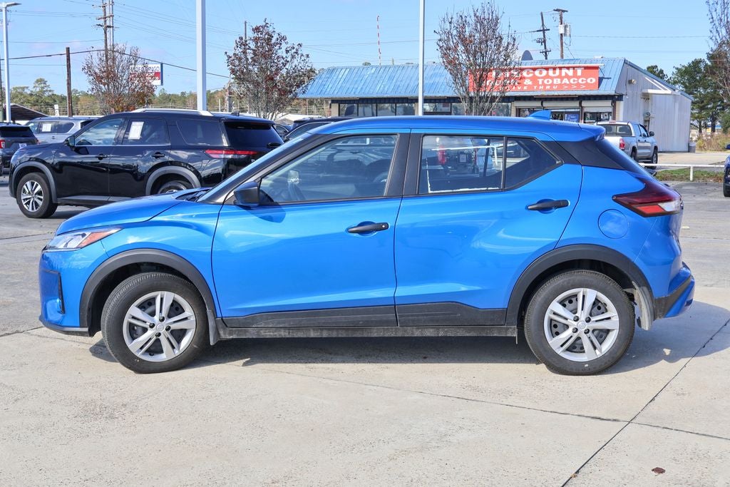 2025 Nissan Kicks Play S