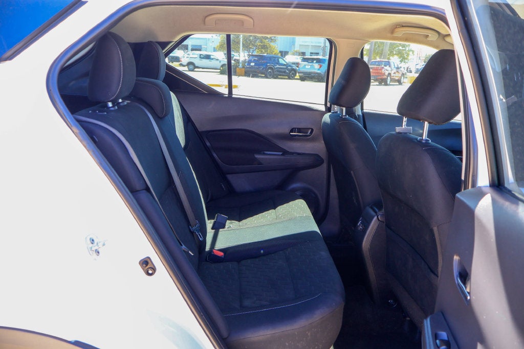 2022 Nissan Kicks SV