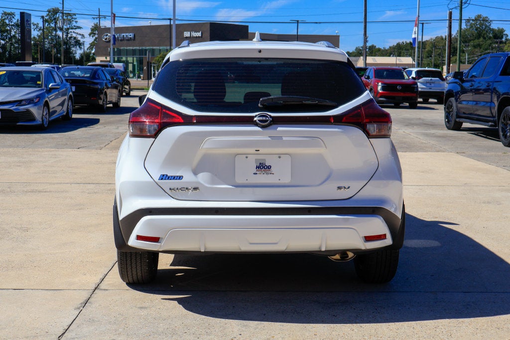 2022 Nissan Kicks SV