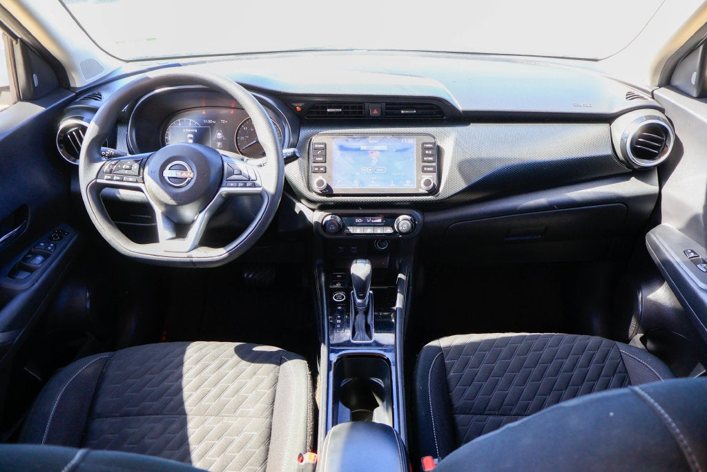 2022 Nissan Kicks SV