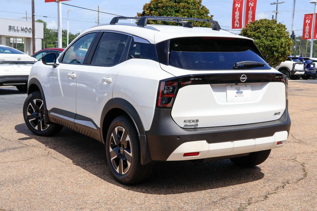2026 Nissan Kicks SV