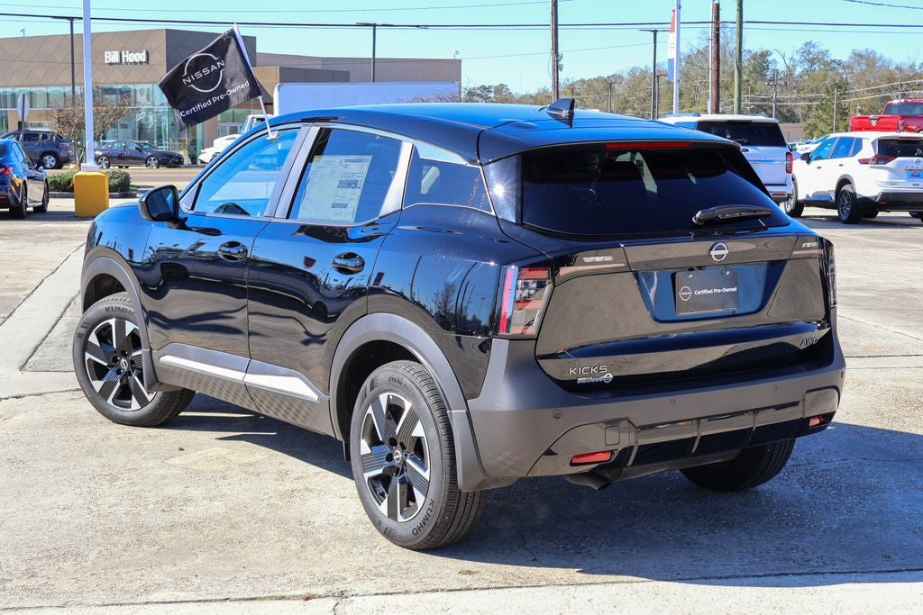 2025 Nissan Kicks SV