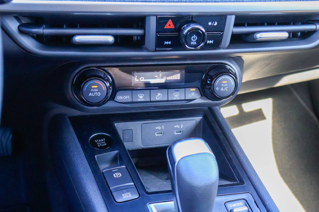 2027 Nissan Kicks SV
