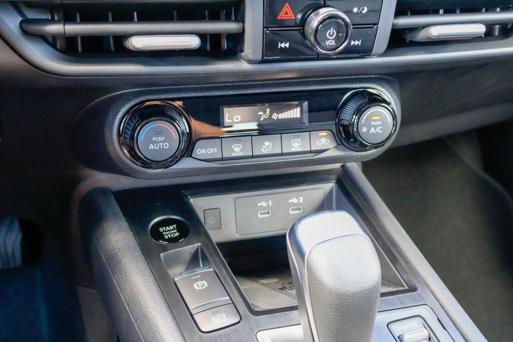 2027 Nissan Kicks SV