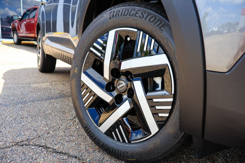 2027 Nissan Kicks SV