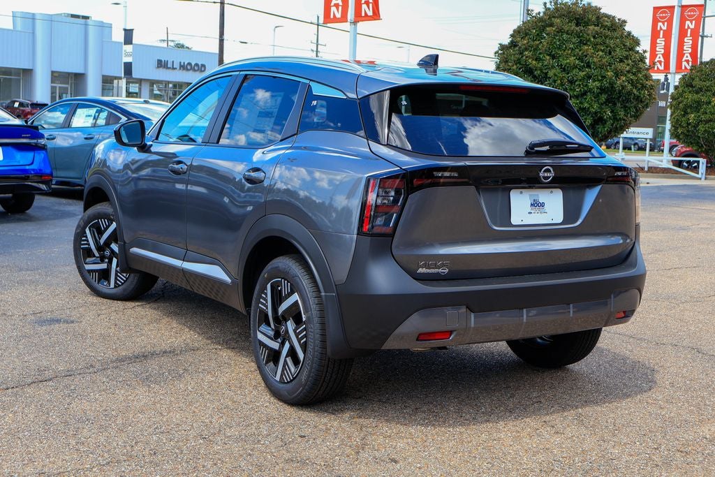 2027 Nissan Kicks SV