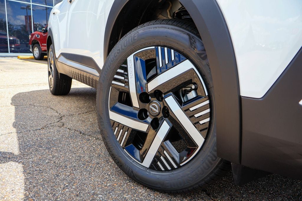 2027 Nissan Kicks SV