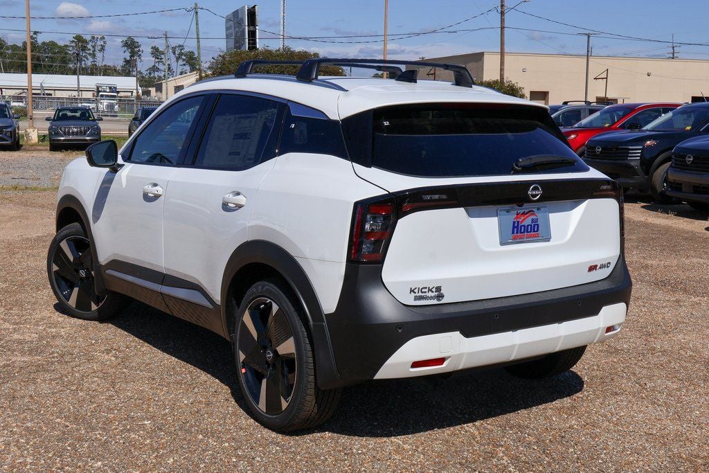 2026 Nissan Kicks SR