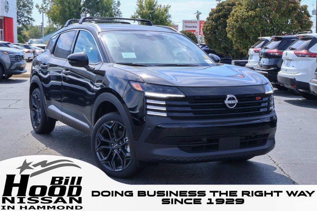 2025 Nissan Kicks SR