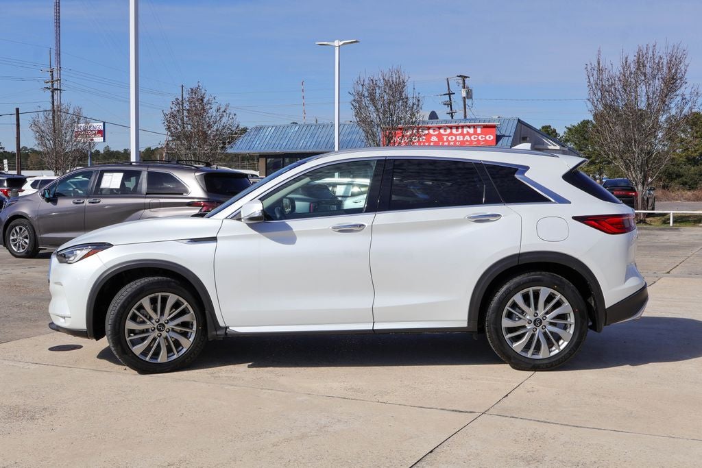 2023 INFINITI QX50 LUXE