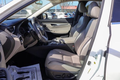 2023 INFINITI QX50 LUXE