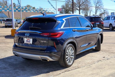 2023 INFINITI QX50 LUXE