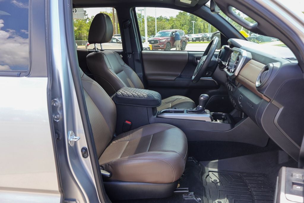 2021 Toyota Tacoma Limited V6