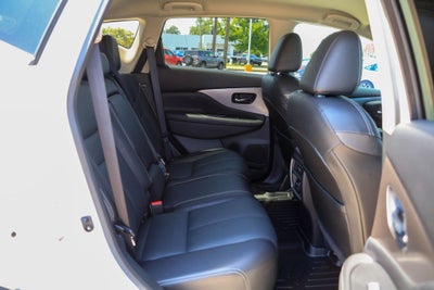2022 Nissan Murano SL