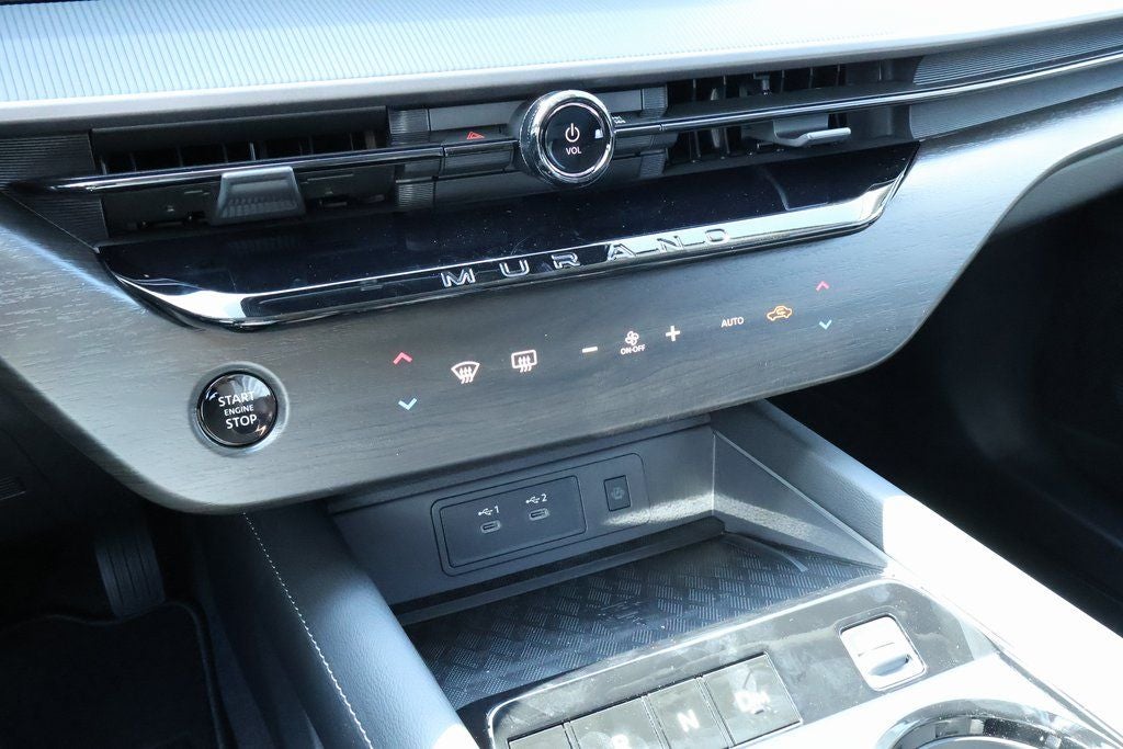 2025 Nissan Murano SV