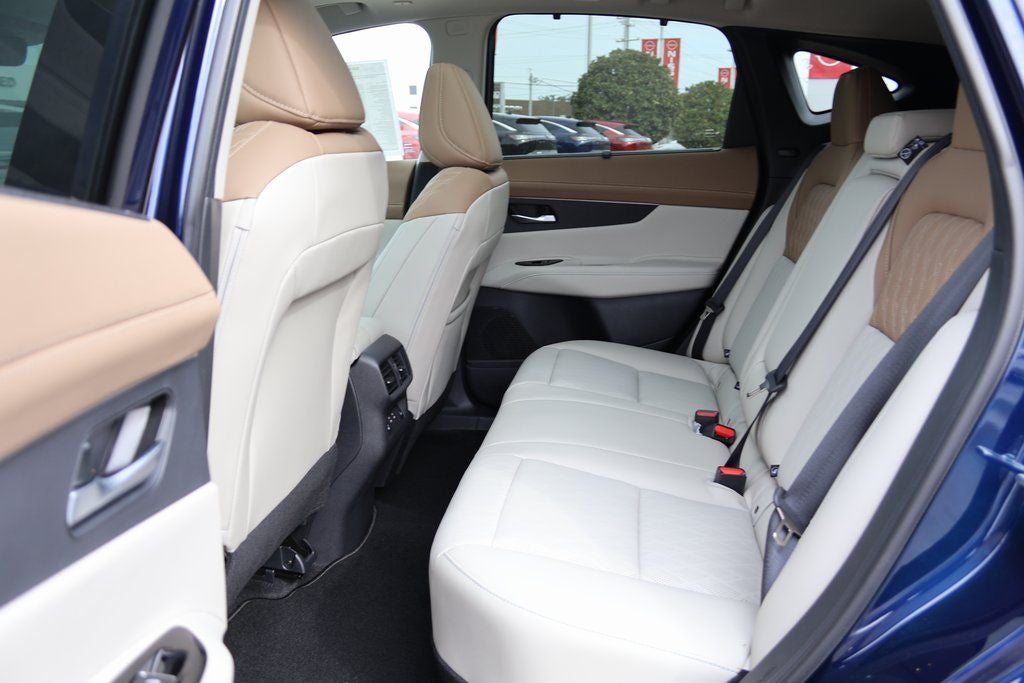 2025 Nissan Murano Platinum