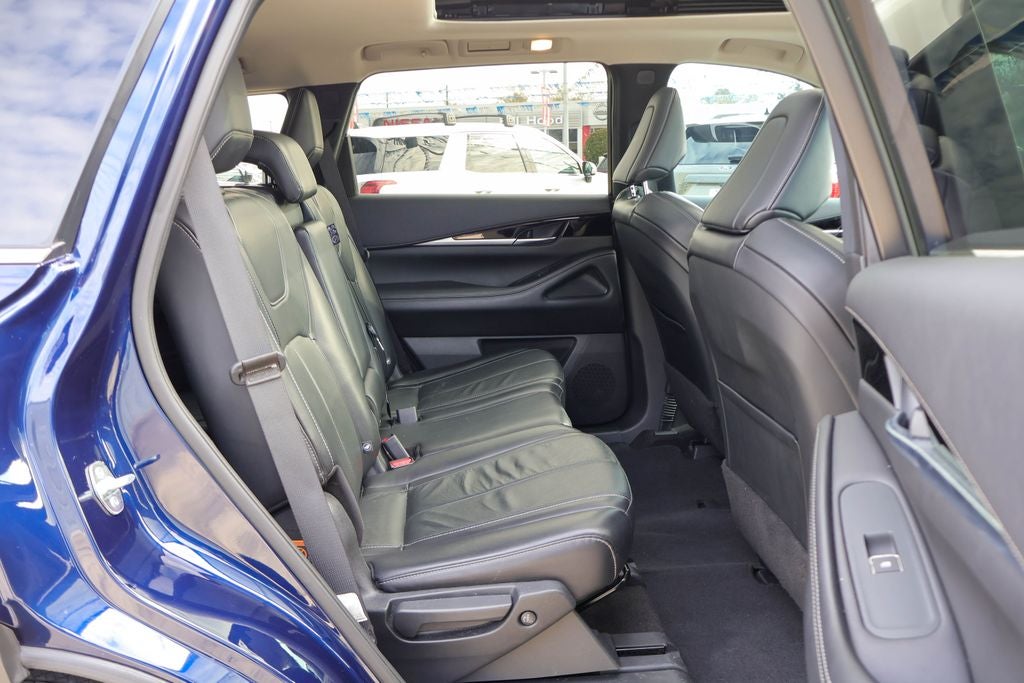 2023 INFINITI QX60 PURE