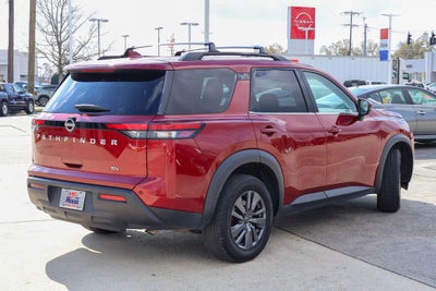 2023 Nissan Pathfinder SV